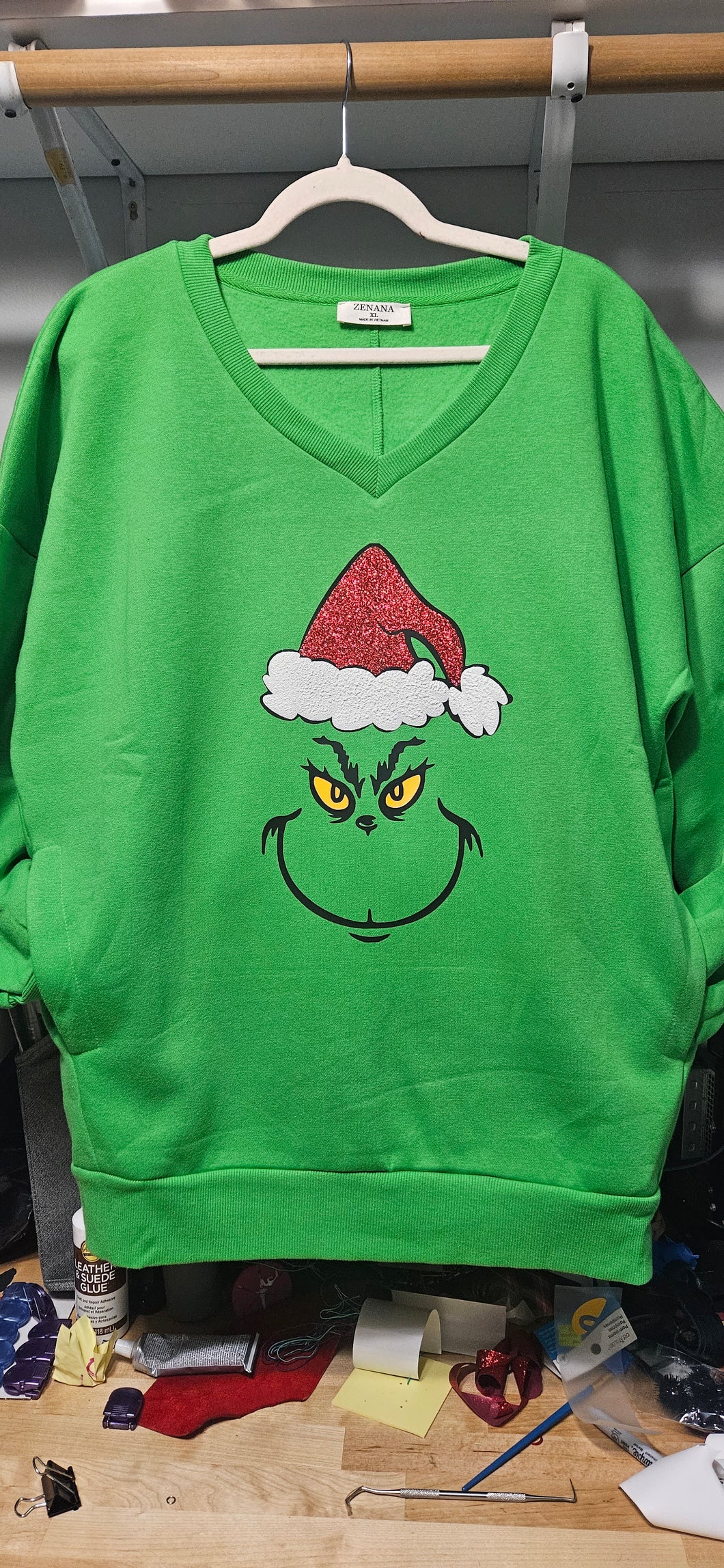 Grinch V-neck Sweatshirt with pockets