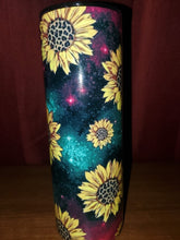 Load image into Gallery viewer, Sunflower Tumbler
